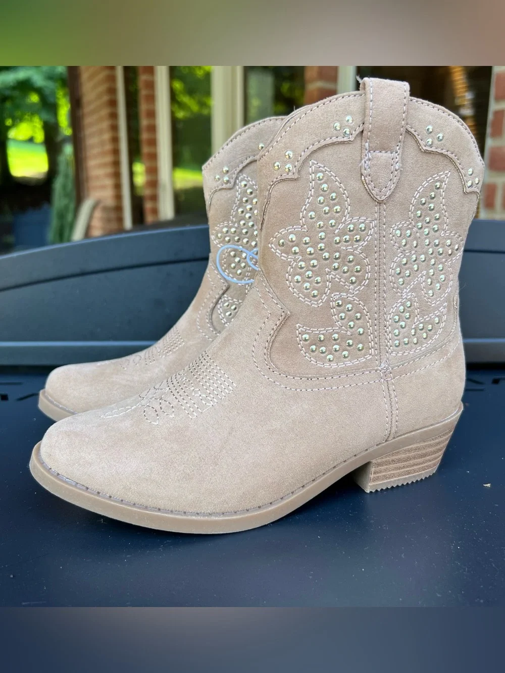NWT Art Class Tan Suede-Look Kids Embellished Western Boots Size 1